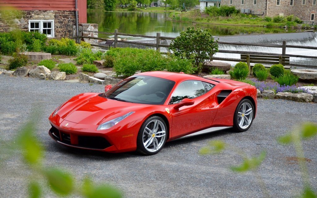 81898_2017_ferrari_488